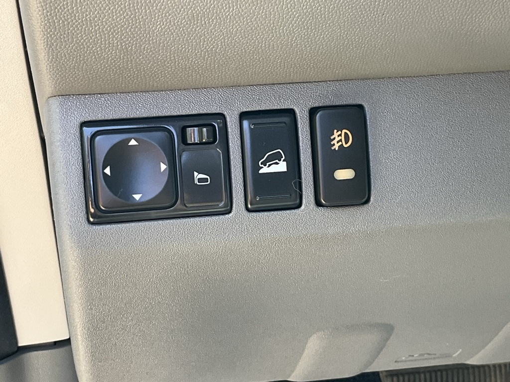 2018 Nissan Frontier SV photo 14