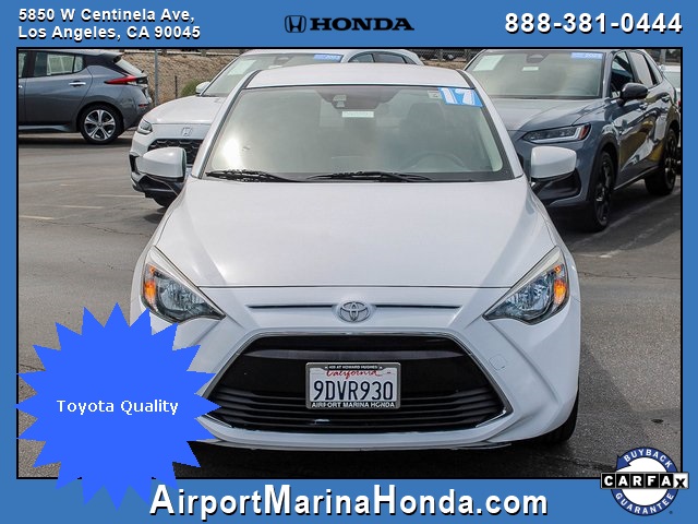 2017 Toyota Yaris iA Base photo 4