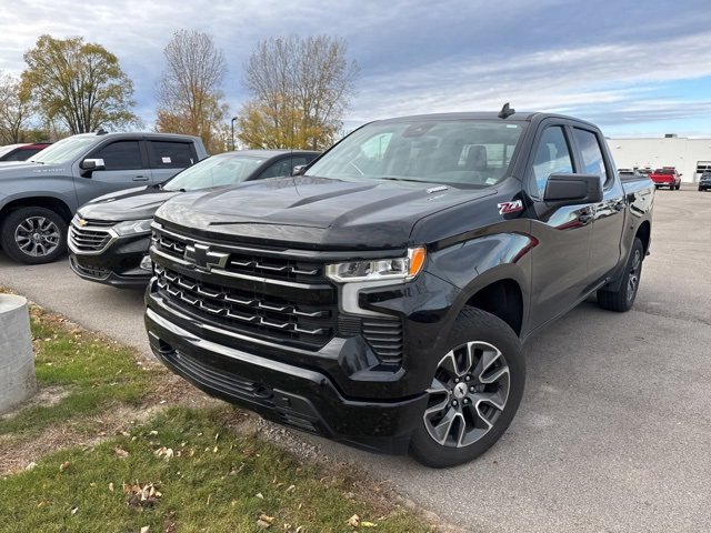 2022 Chevrolet Silverado 1500 RST photo 2