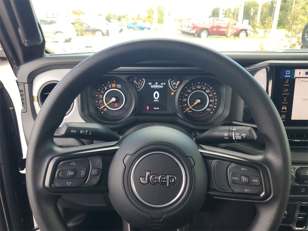 2025 Jeep Gladiator Sport photo 13