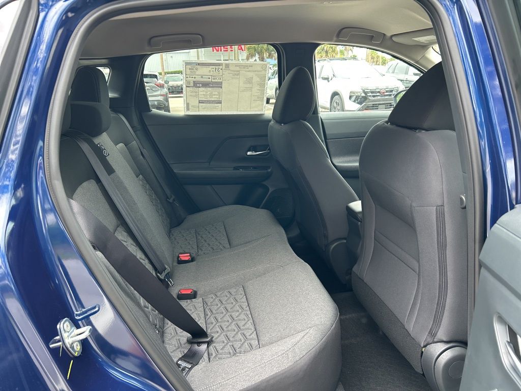 2025 Nissan Kicks SV photo 34