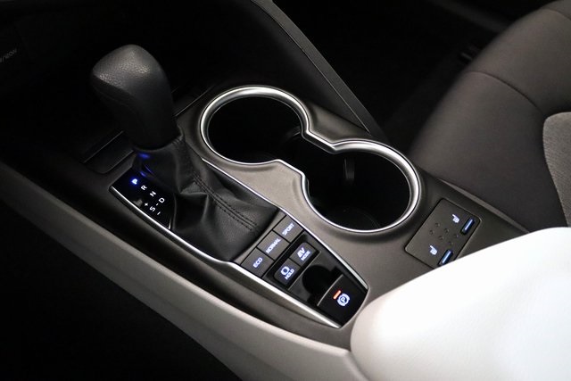 2023 Toyota Camry Hybrid LE photo 23