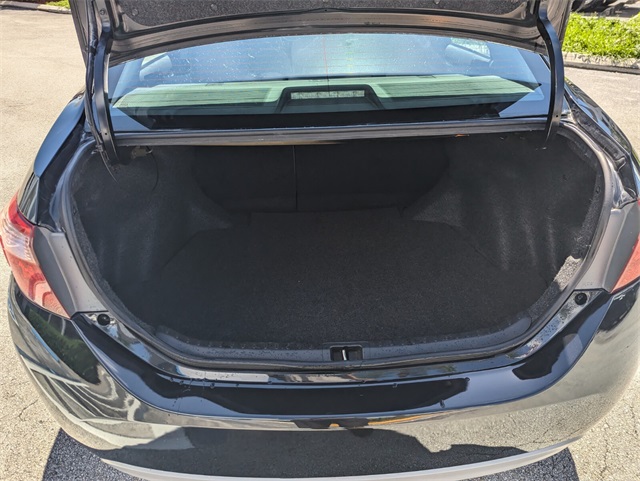 2017 Toyota Corolla L photo 12