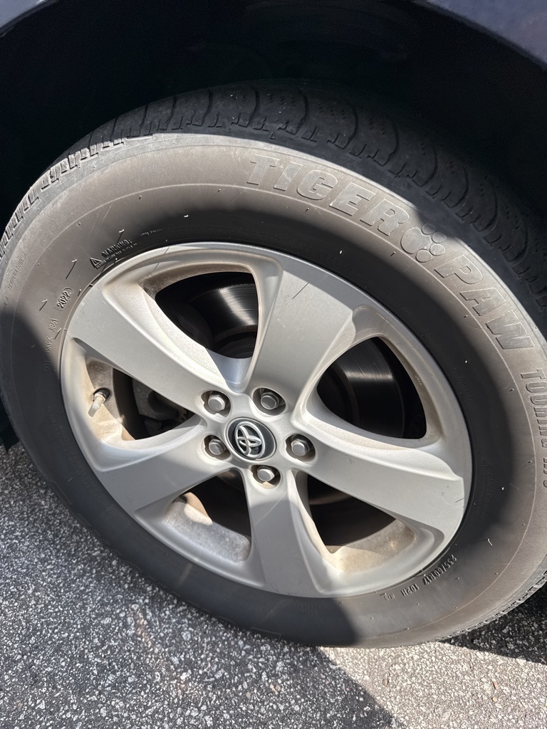 2020 Toyota Sienna LE photo 5