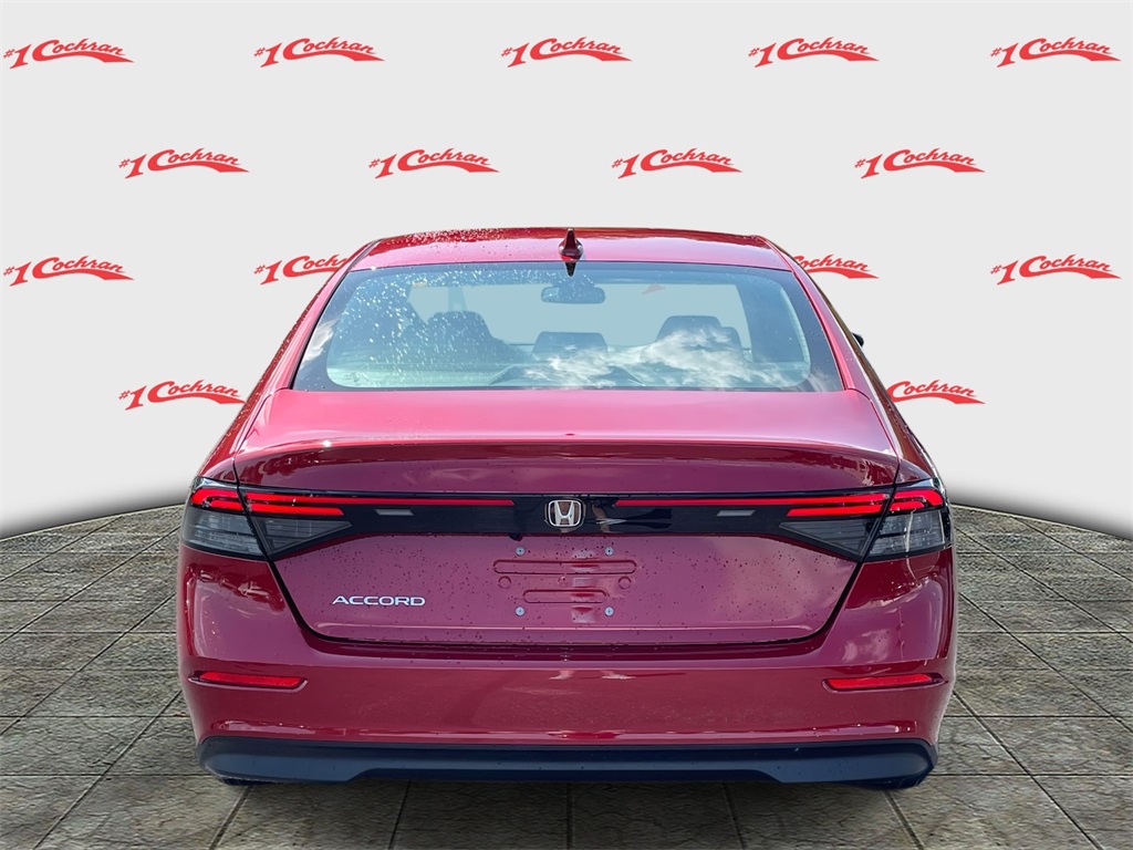 2025 Honda Accord LX photo 4
