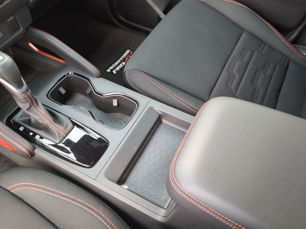 2024 Nissan Frontier PRO-4X photo 22
