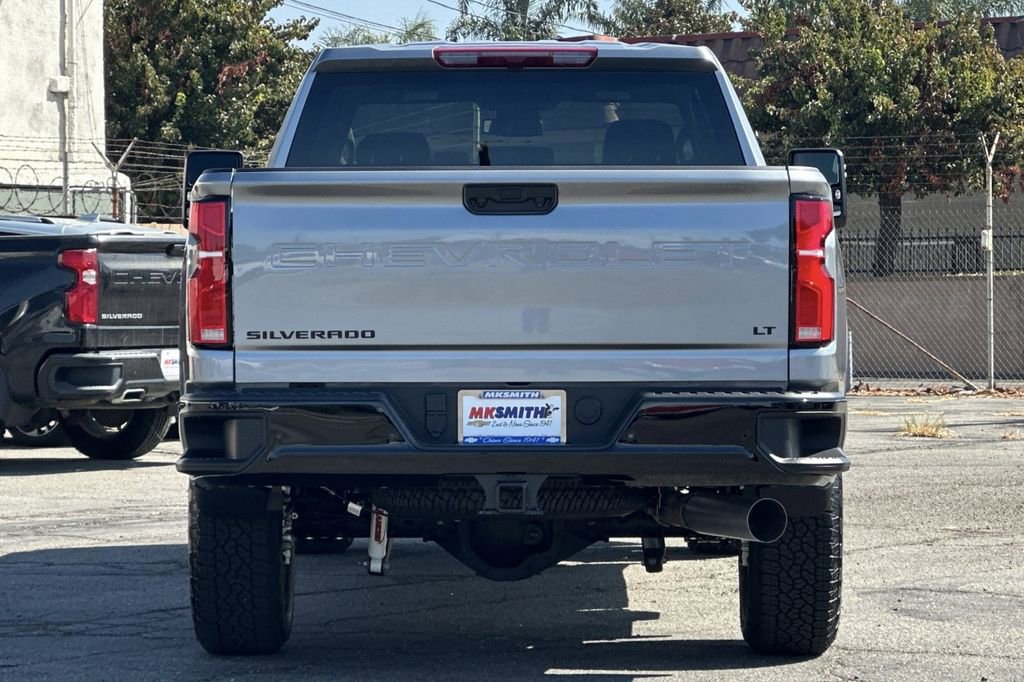 2026 Chevrolet Silverado 2500HD LT photo 5