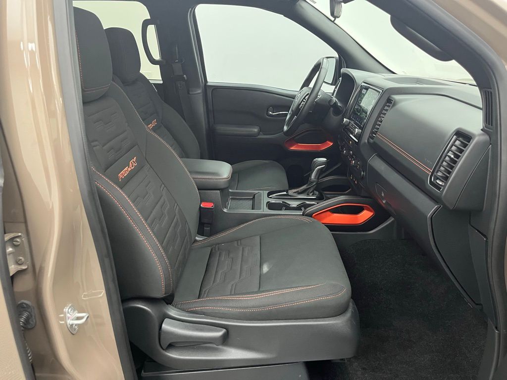 2023 Nissan Frontier PRO-4X photo 24