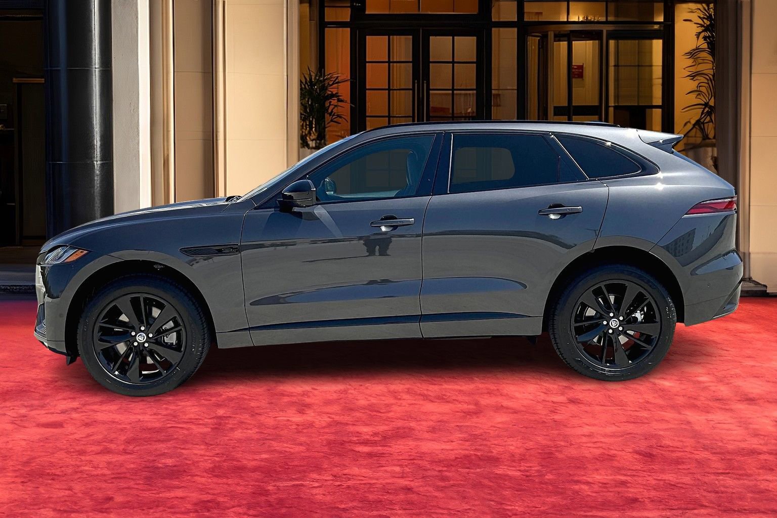 2026 Jaguar F-PACE P250 R-Dynamic S photo 2
