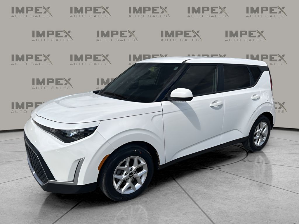 2024 Kia Soul LX
