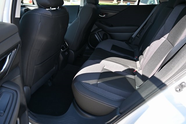 2025 Subaru Outback Premium photo 15