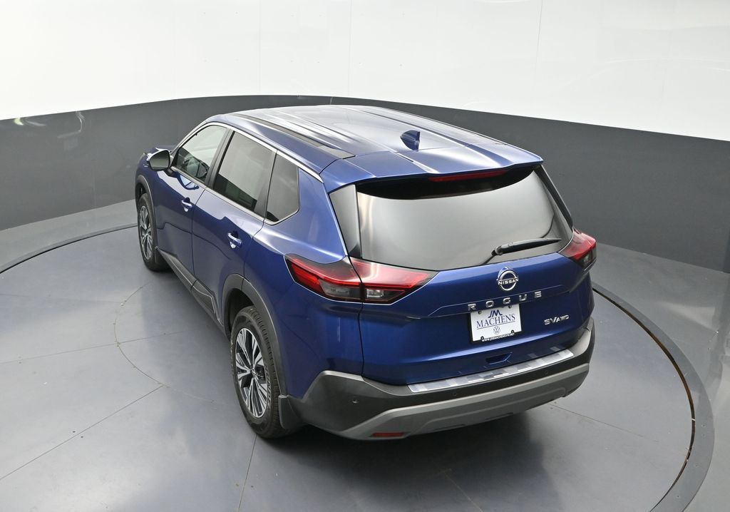 2022 Nissan Rogue SV photo 14