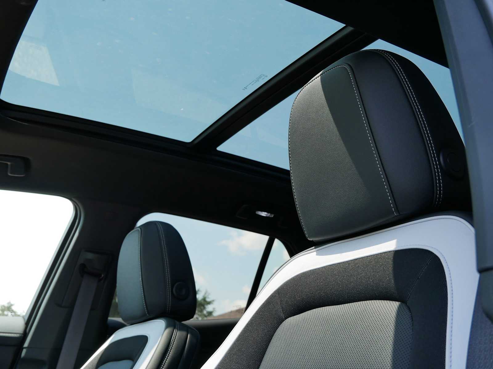2025 Chevrolet Blazer EV photo 15