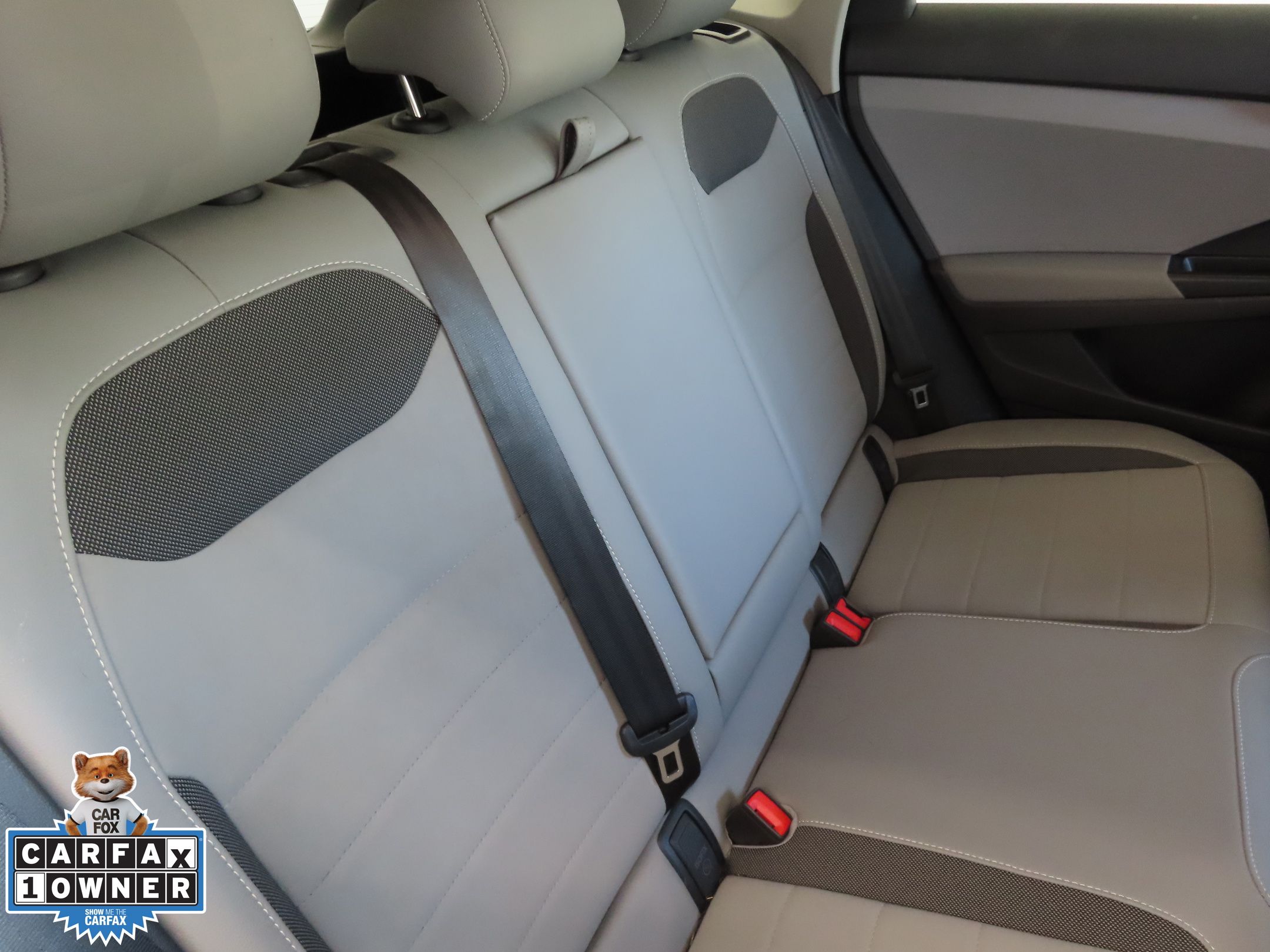 2022 Volkswagen Taos SE photo 21