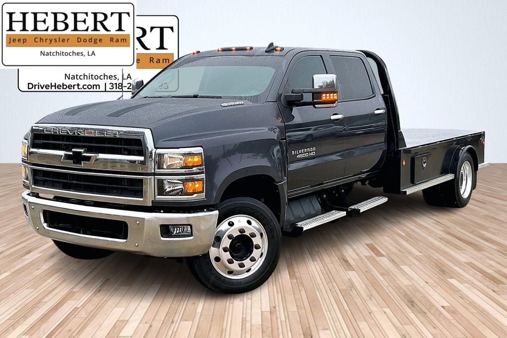 2023 Chevrolet Silverado 4500 Medium Duty Chassis Cab Work Truck's photo