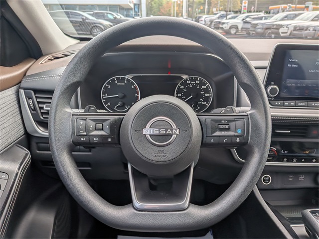 2023 Nissan Rogue SV photo 12