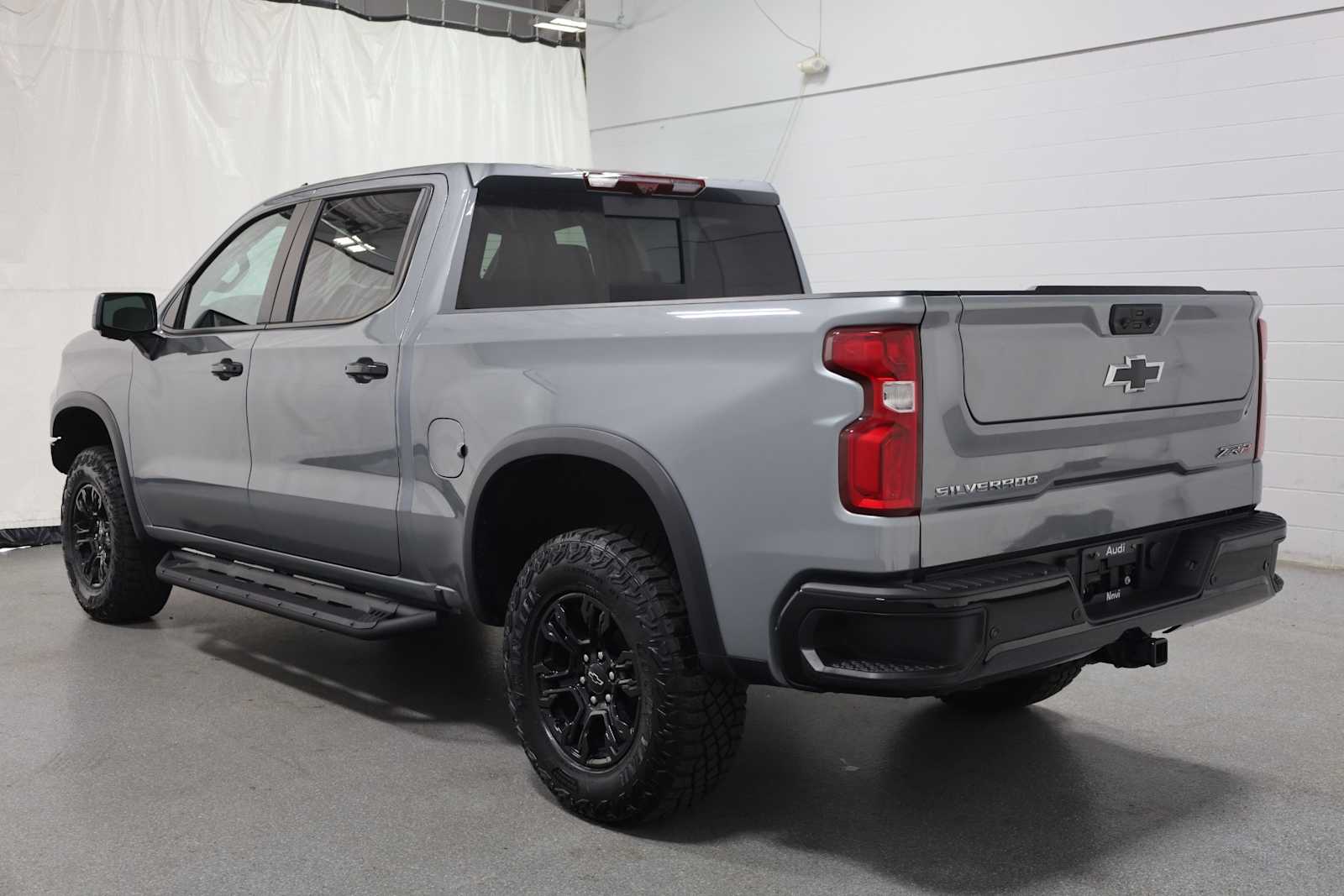 2024 Chevrolet Silverado 1500 ZR2 photo 2