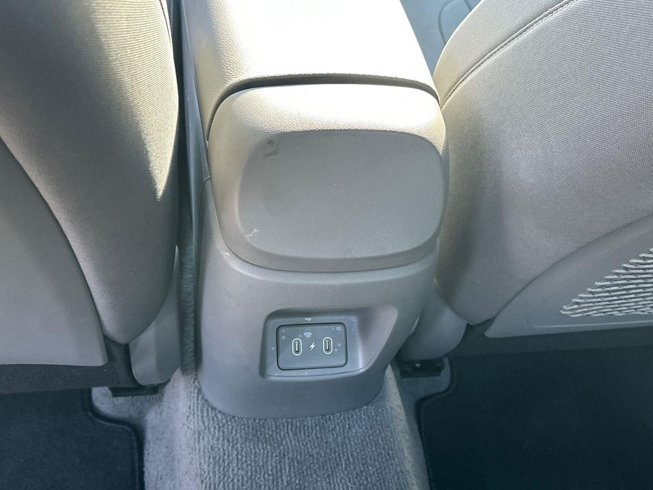 2025 Hyundai Elantra SEL Convenience photo 24