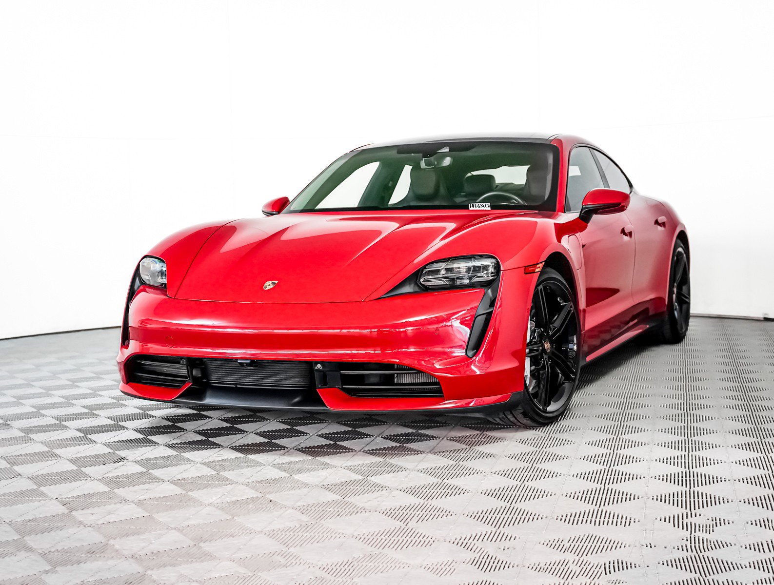 2020 Porsche Taycan Turbo