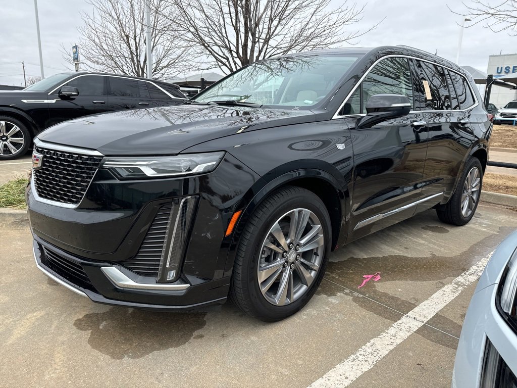 2025 Cadillac XT6 Premium Luxury's photo