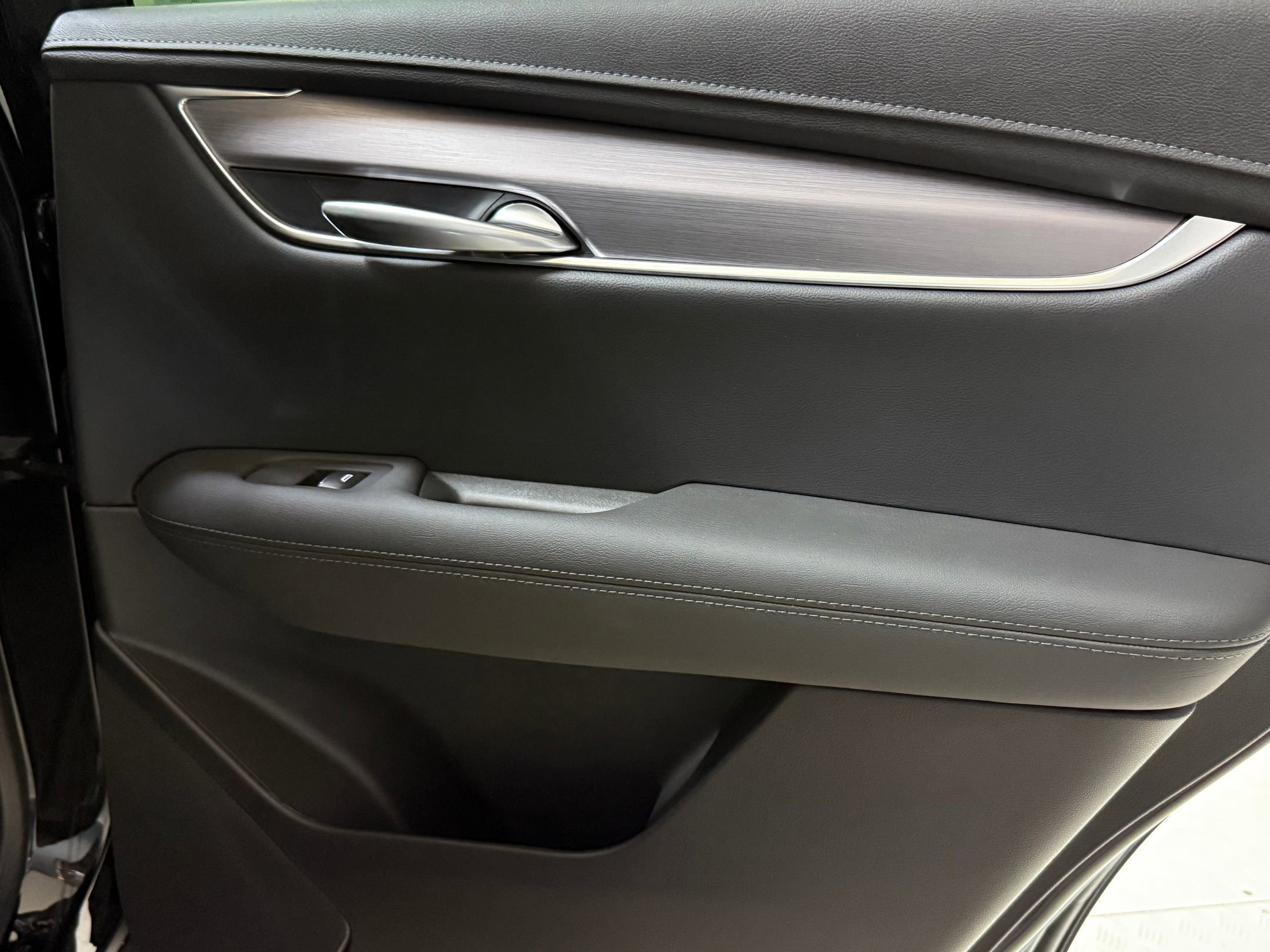 2025 Cadillac XT5 Luxury photo 39