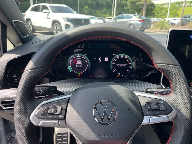 2025 Volkswagen Golf GTI SE photo 19