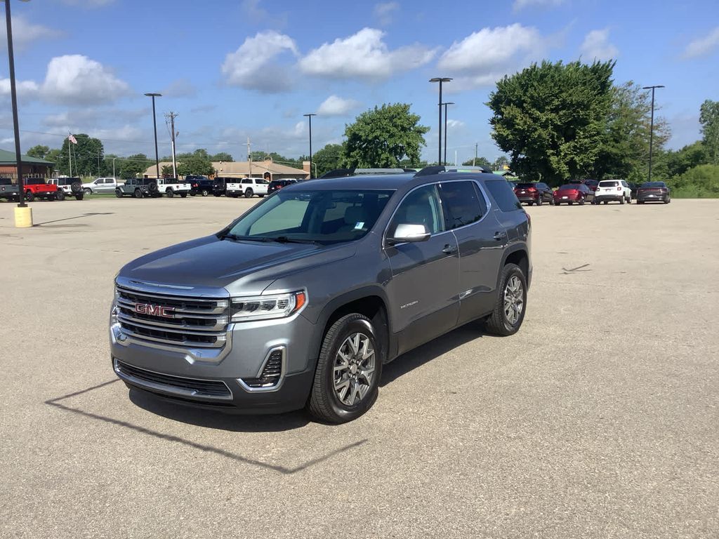 2022 Gmc Acadia SLE photo 2