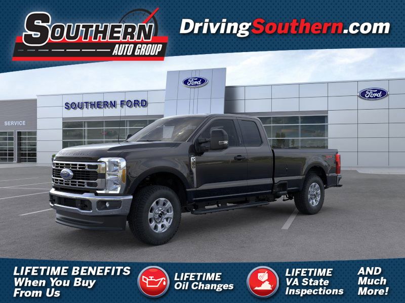 2025 Ford F-350 Super Duty XLT's photo