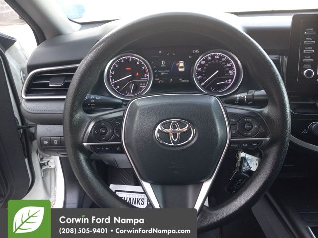 2021 Toyota Camry LE photo 14