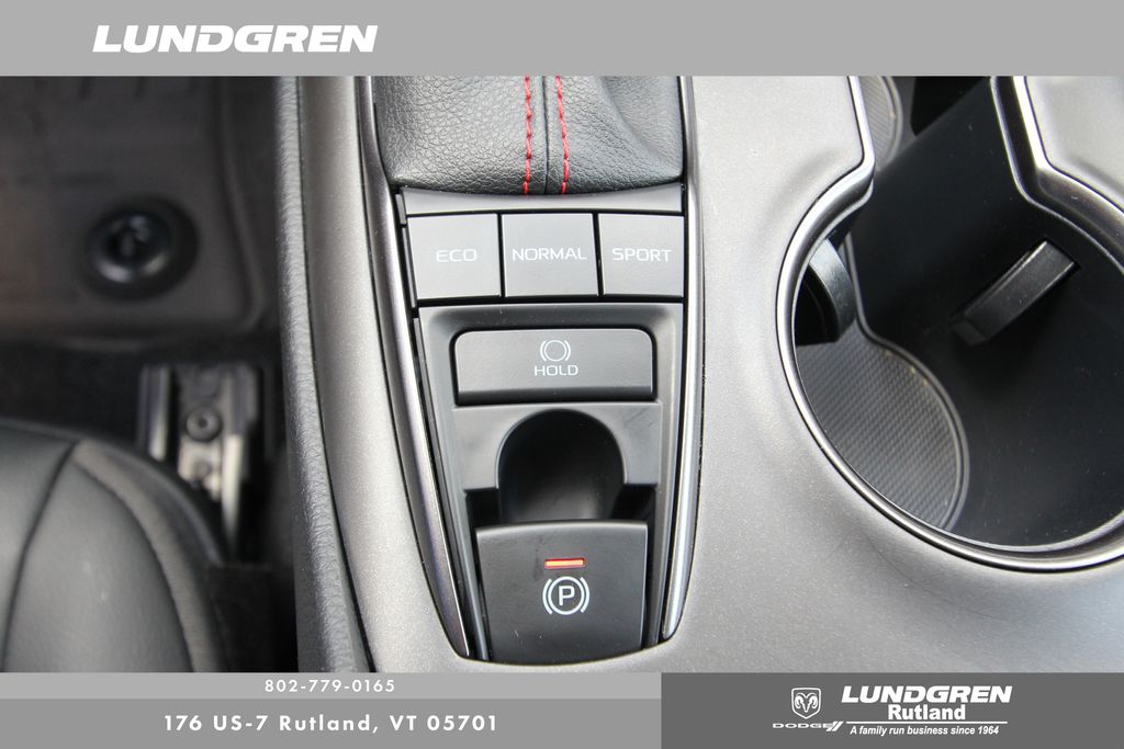 2024 Toyota Camry TRD V6 photo 19