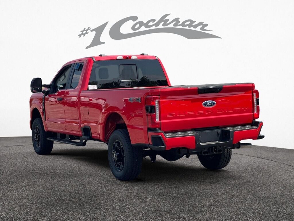 2025 Ford F-250 XL photo 4