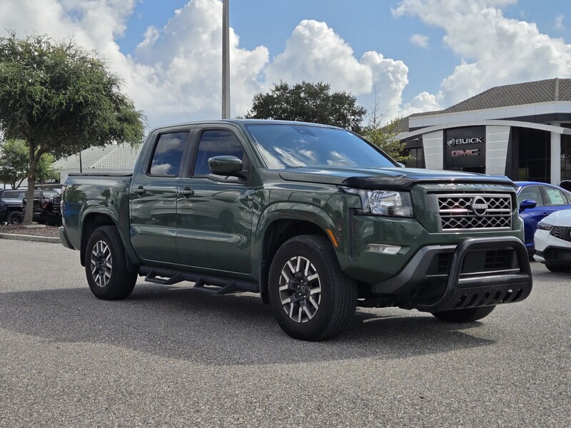 2023 Nissan Frontier SV Crew Cab photo 4