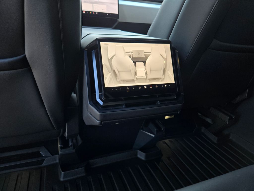 2024 Tesla Cybertruck photo 22