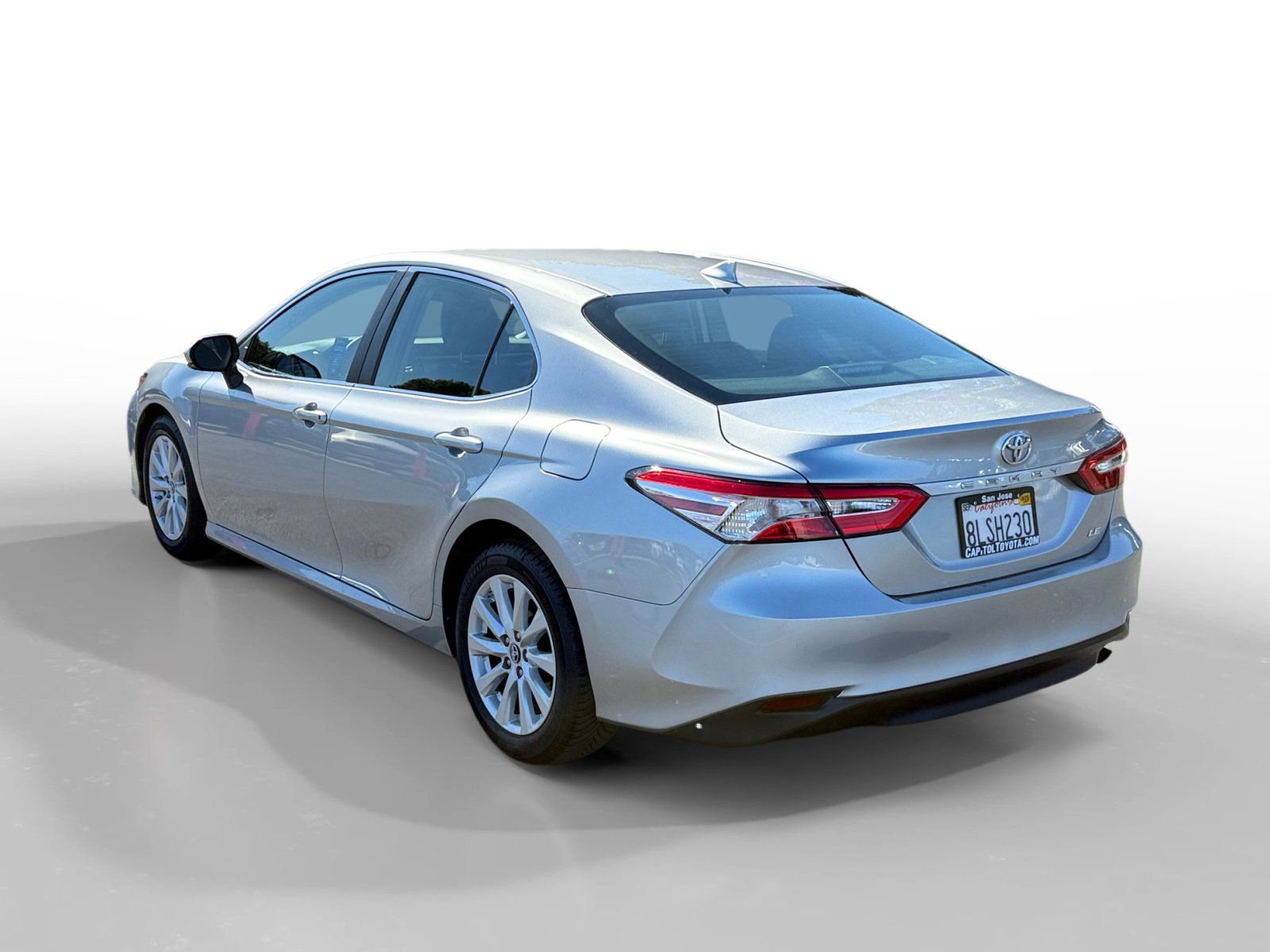 2019 Toyota Camry L photo 3