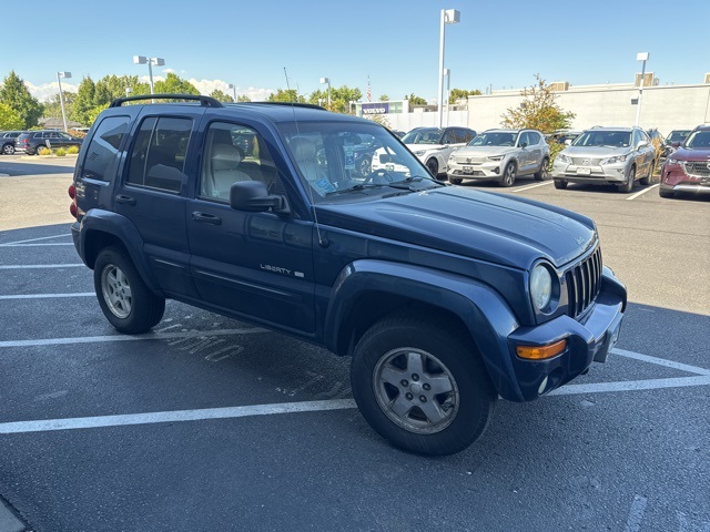 2002 Jeep Liberty Limited photo 2