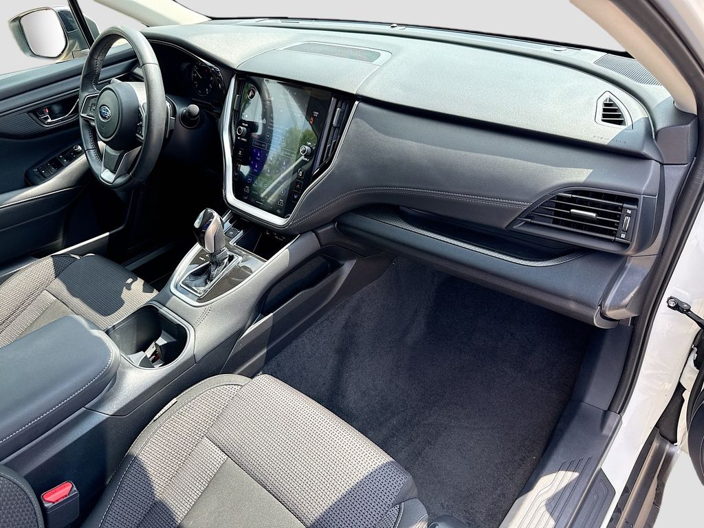 2021 Subaru Outback Premium photo 25
