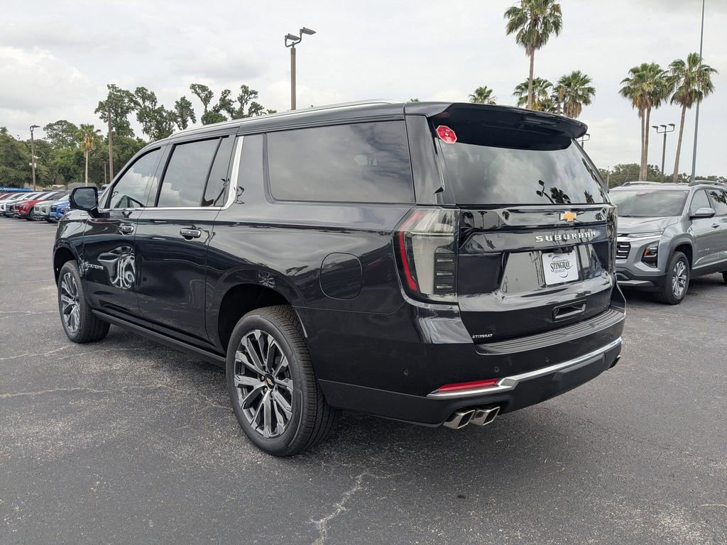 2025 Chevrolet Suburban High Country photo 4