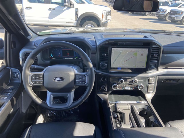 2025 Ford F-150 Lariat photo 10
