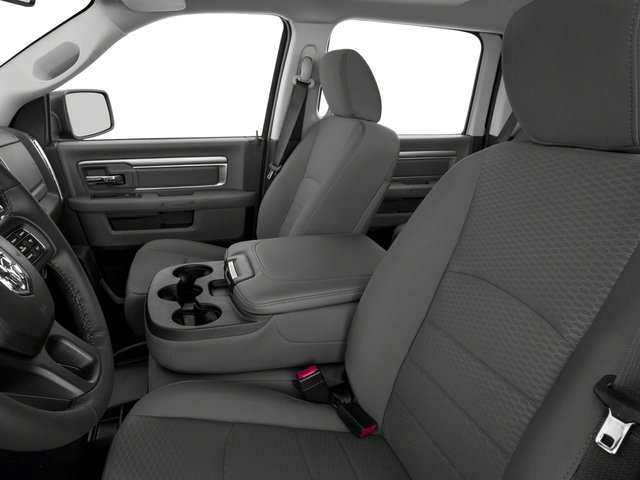 2017 Ram 1500 SLT photo 9