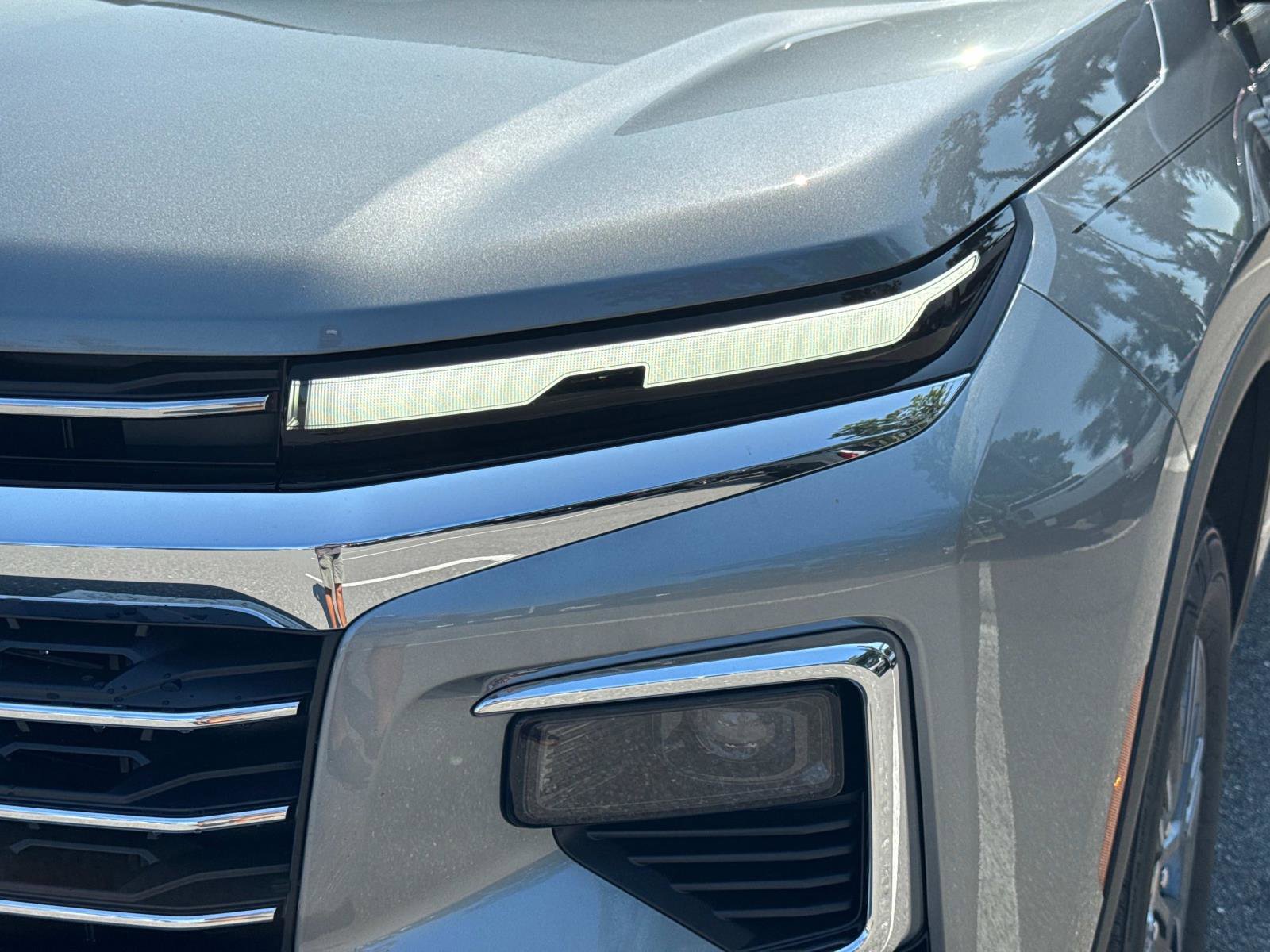 2026 Chevrolet Traverse LE photo 9