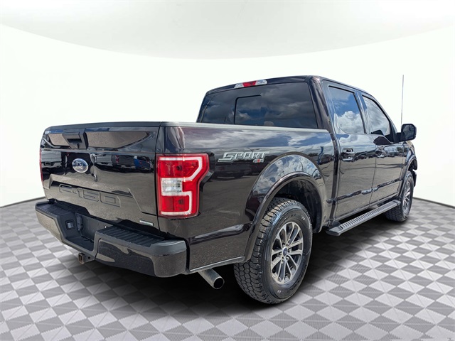 2020 Ford F-150 XLT photo 2