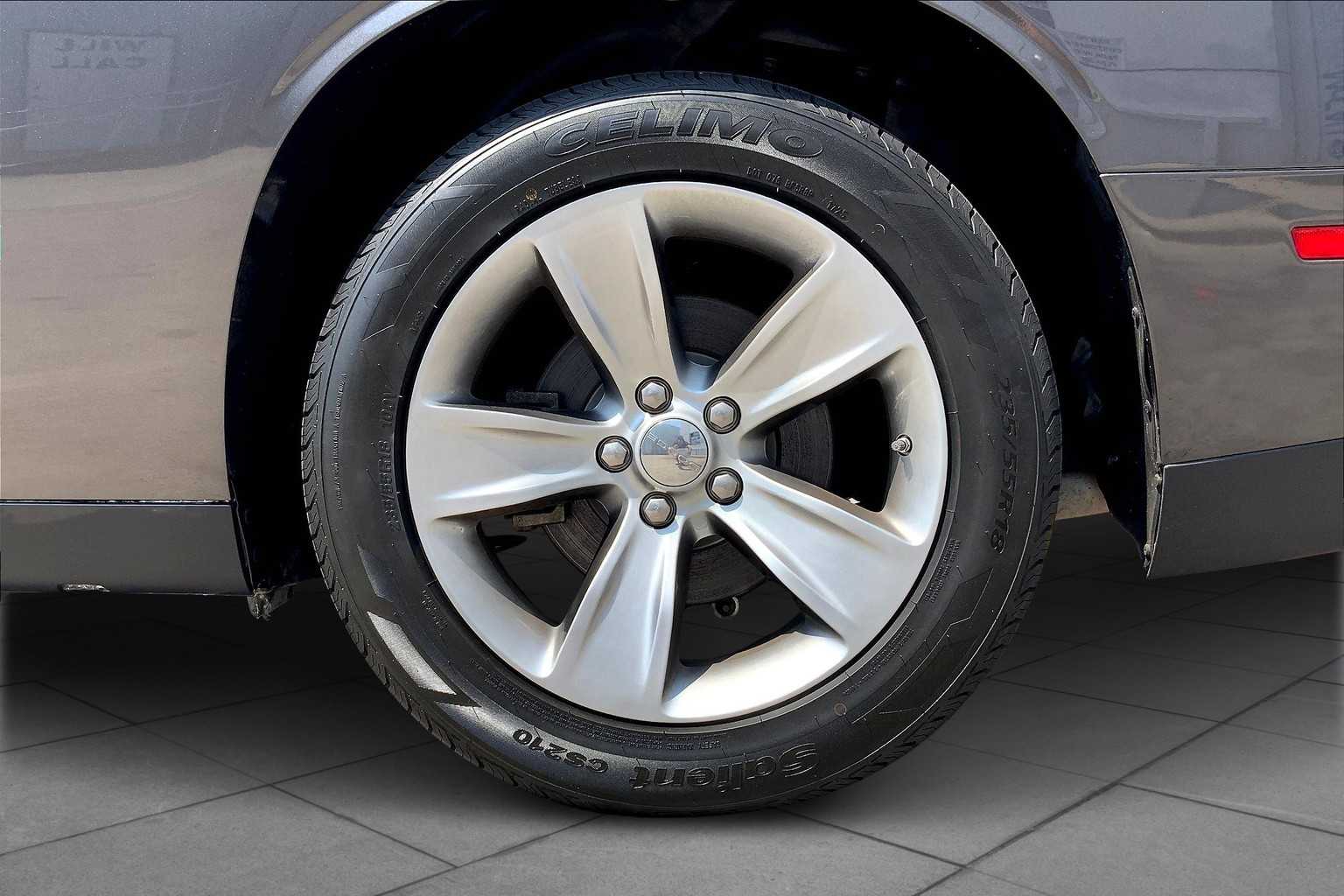 2023 Dodge Challenger SXT photo 10