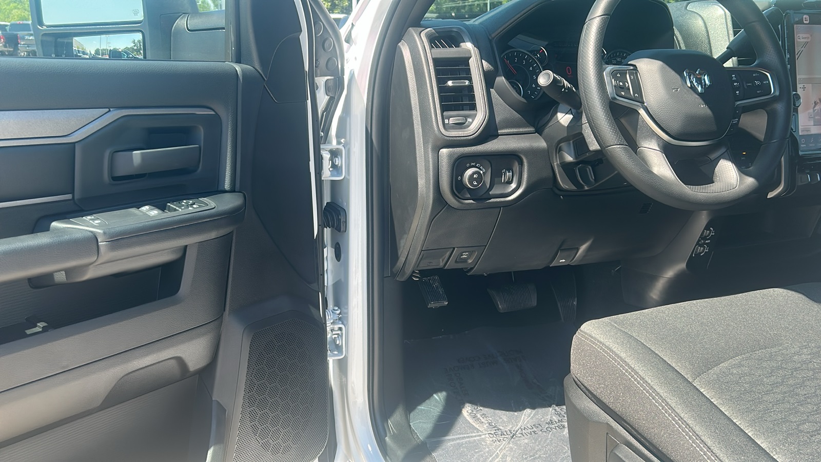 2026 Ram 3500 Tradesman photo 12