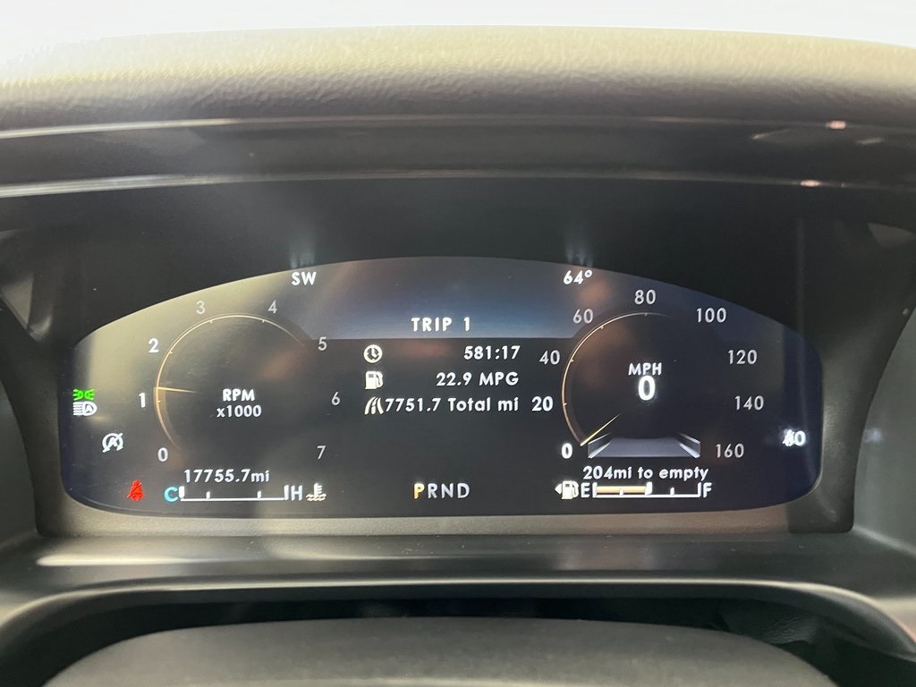 2023 Lincoln Aviator Standard photo 2