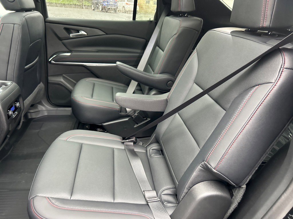 2026 Chevrolet Traverse Z71 photo 4