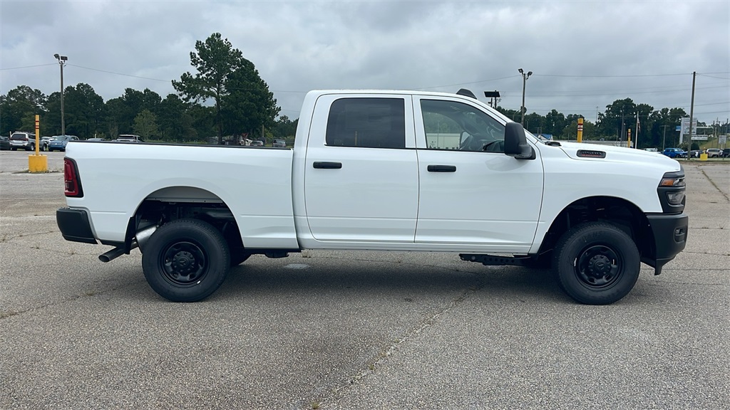 2026 Ram 2500 Tradesman photo 8