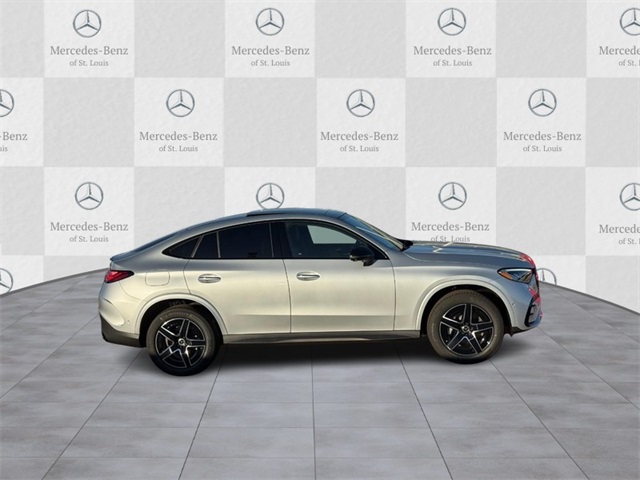 2026 Mercedes Benz GLC 300 4MATIC photo 2