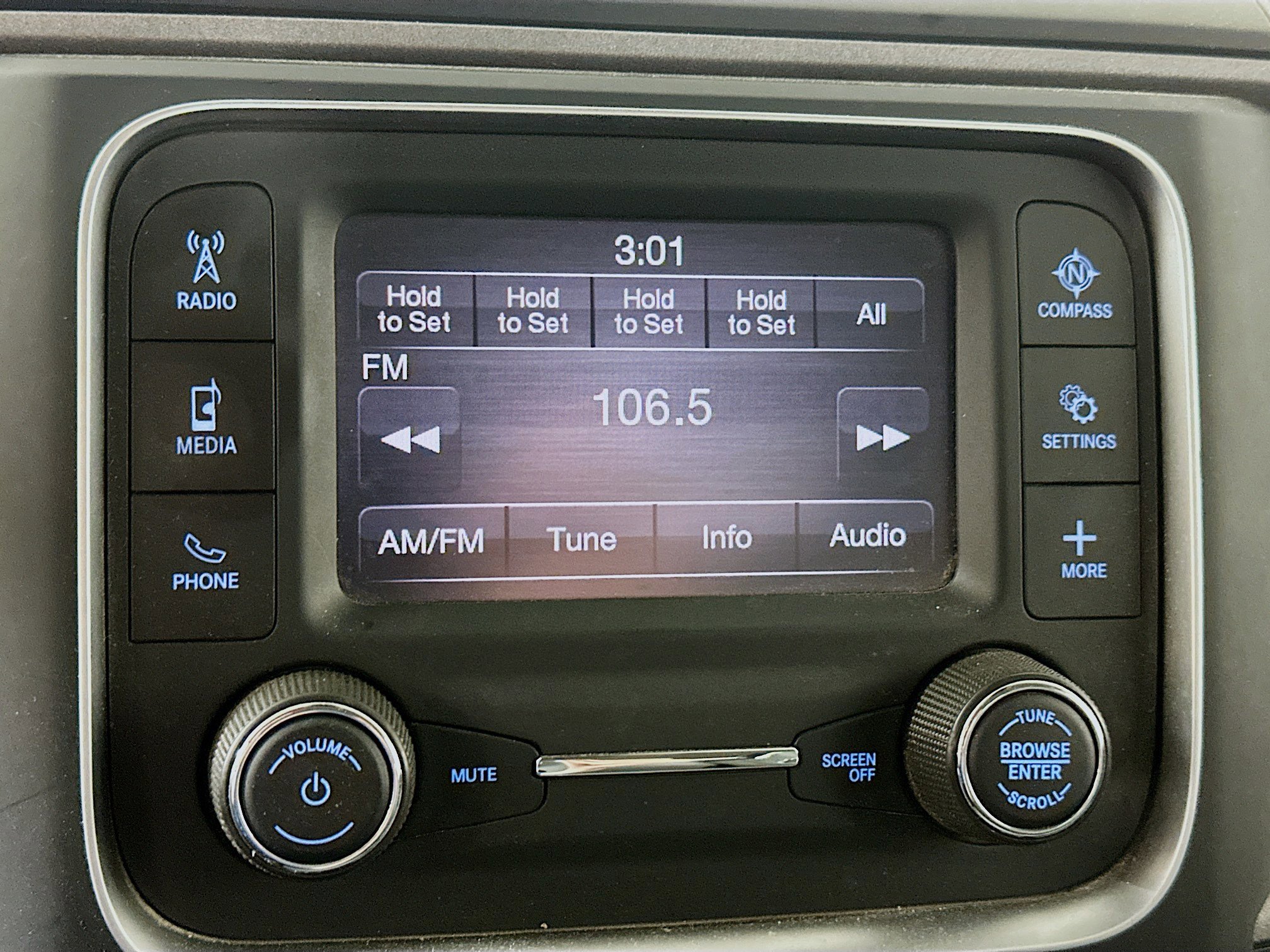 2021 Ram 1500 Classic Tradesman photo 14