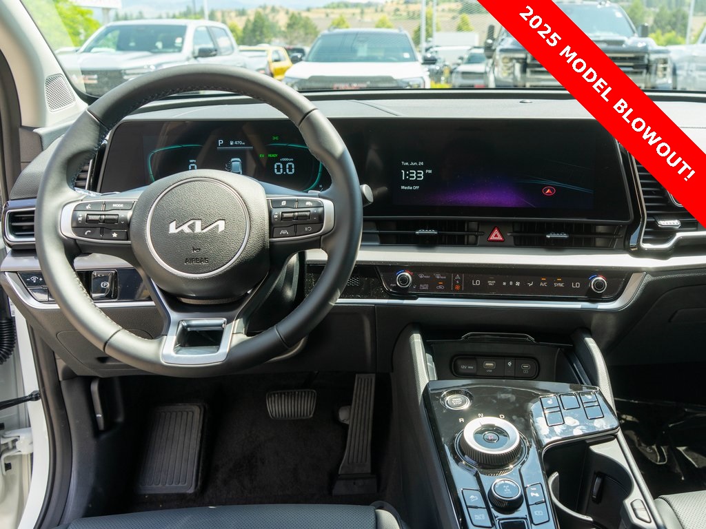 2025 Kia Sportage Hybrid EX photo 13