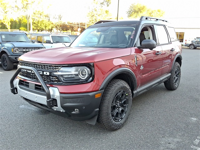 2025 Ford Bronco Sport Outer Banks photo 3